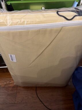 Plant cover freeze protection 47x70 inch. Frost Cloth for Yrees and Shrubs